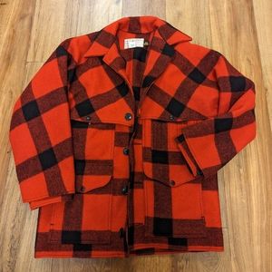 Vintage CC Filson Garment 100% virgin wool Mackinaw jacket size 40